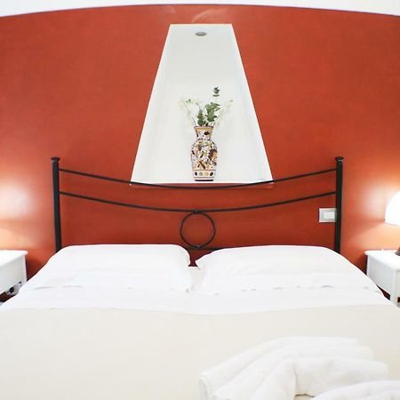 Casa Vacanze Anthea Laterza Bagian luar foto
