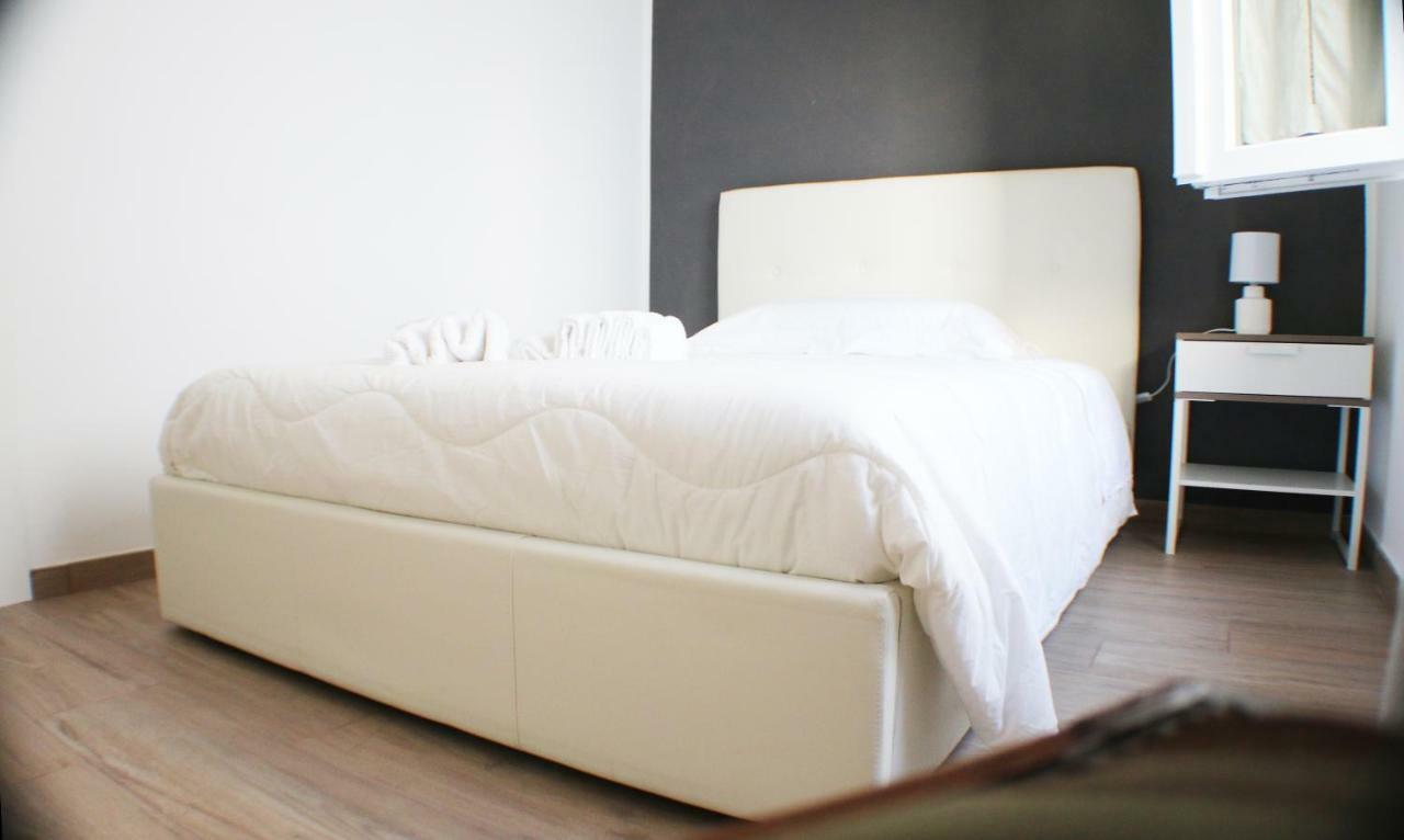 Casa Vacanze Anthea Laterza Bagian luar foto